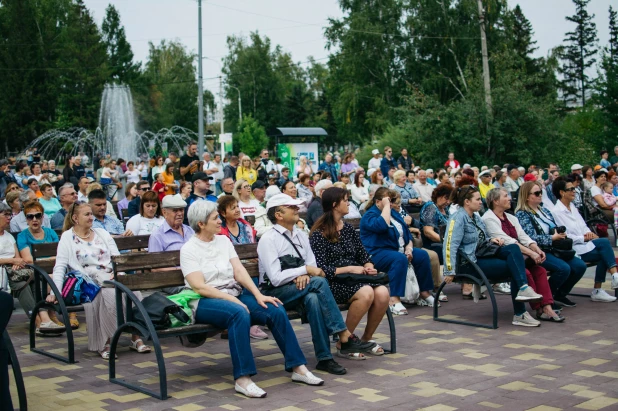 Выступление оркестра к Дню города Барнаула 2022.