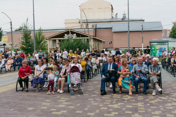 Выступление оркестра к Дню города Барнаула 2022.