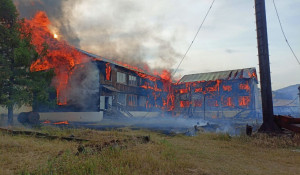 Пожар в деревянной школе 