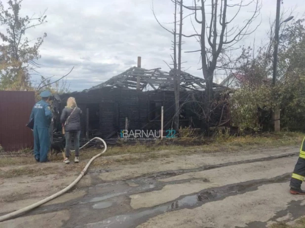 Женщина подожгла дом в Барнауле. 