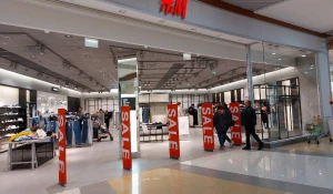 H&M в ТРЦ Galaxy.