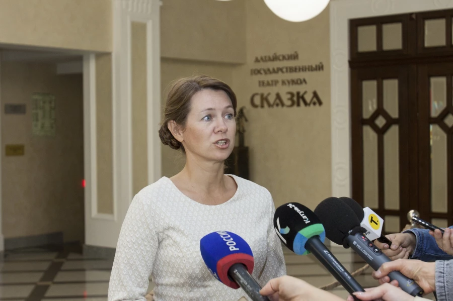 Елена Безрукова. II Всероссийский фестиваль театров кукол «Зазеркалье».