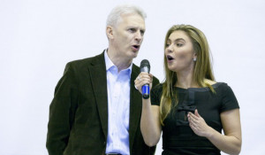Андрей Фурсенко и Алина Кабаева выступили в АлтГУ. 31 октября 2011 года.