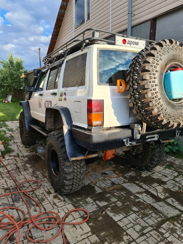 Jeep Cherokee 1993 года 