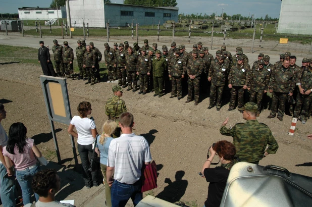 Военные сборы в Алейске, 15 июля 2005 год.