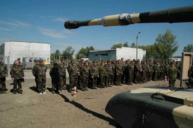 Военные сборы в Алейске, 15 июля 2005 год.