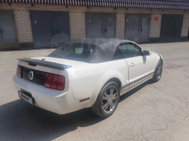 Ford Mustang, 2008 года выпуска за 1,6 млн рублей