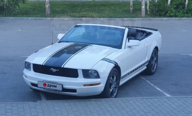 Ford Mustang, 2008 года выпуска за 1,6 млн рублей