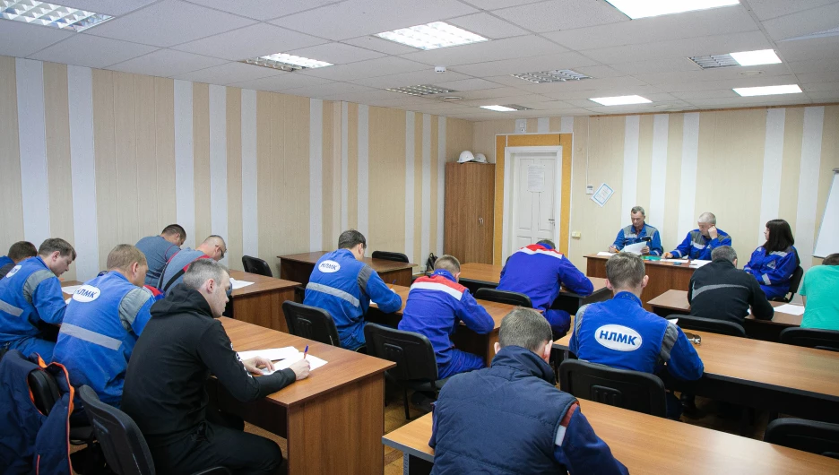 Конкурс профессионального мастерства среди электромонтеров. 1 этап.