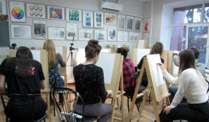 Подготовительные курсы по академическому рисунку для поступающих.