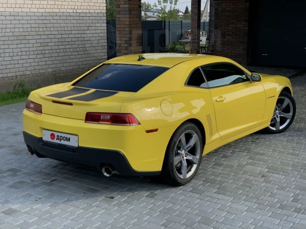 Chevrolet Camaro, 2013 года за 2,4 млн рублей