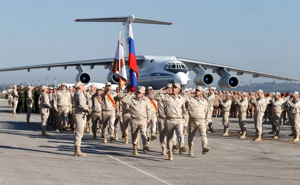 Путин и военные.