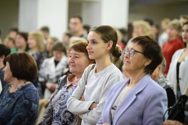 Спектакль "Запретный плод"