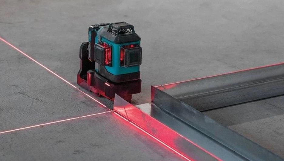 Самовыравнивающиеся 3-х плоскостные лазеры на 360°
