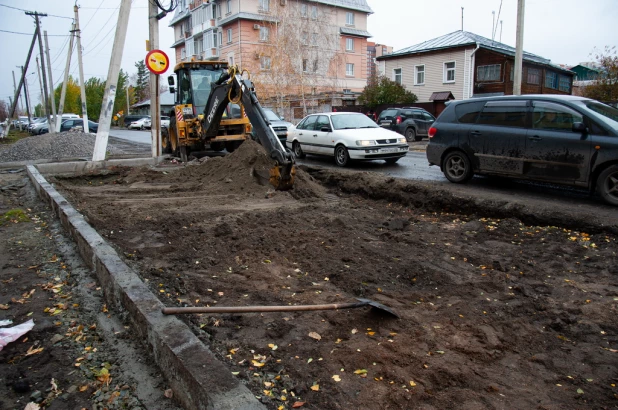 Ремонт дороги и тротуаров на ул. Никитина. 20.10.2022