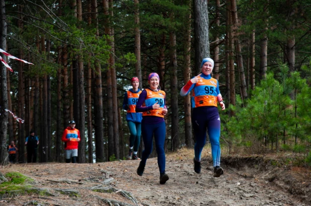 Забег Yolochka Trail в Барнауле. 