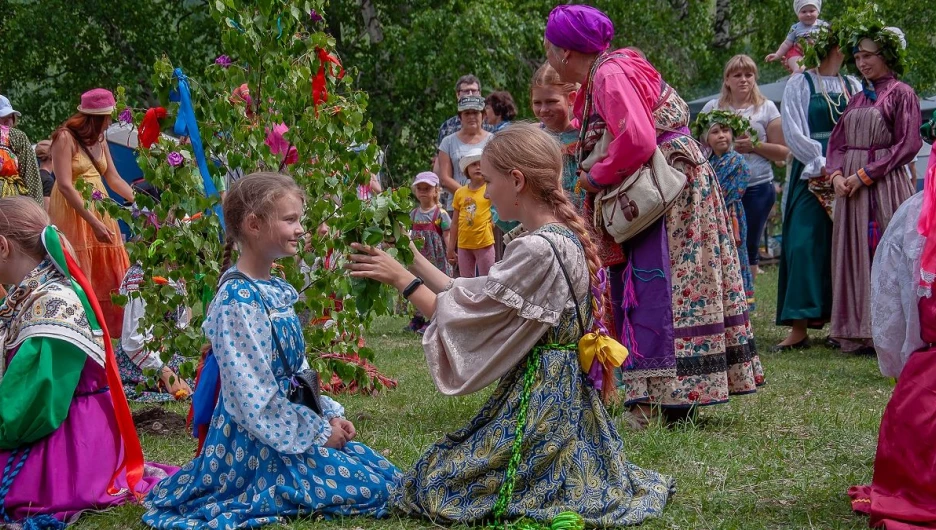 Итоги фотоконкурса «Алтай в объективе» подвели в «Единой России».