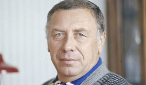 Анатолий Папанов.