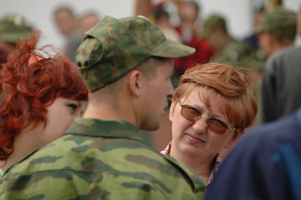 Призыв срочников. Фоторепортаж из прошлого.