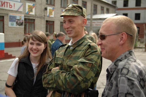 Призыв срочников. Фоторепортаж из прошлого.