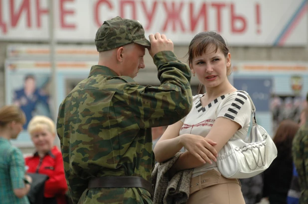 Призыв срочников. Фоторепортаж из прошлого.