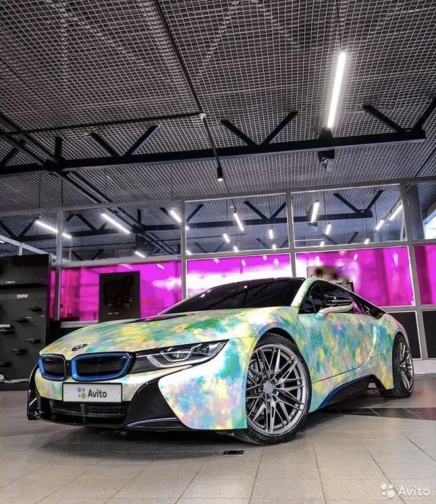 BMW i8, 2018 года выпуска за 10 млн рублей 