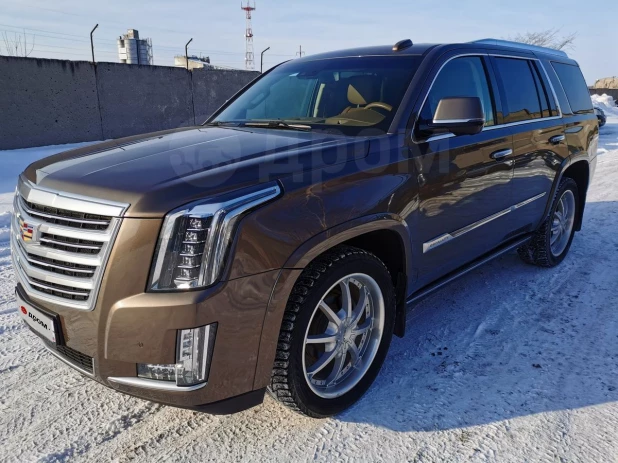 Cadillac Escalade, 2016 года выпуска за 5 млн рублей 