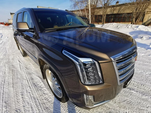 Cadillac Escalade, 2016 года выпуска за 5 млн рублей 