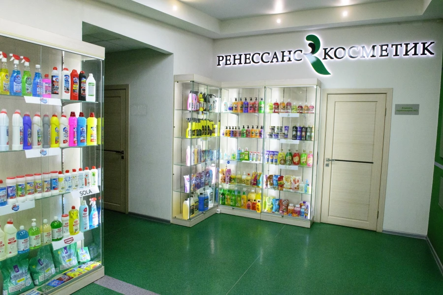 «Ренессанс Косметик» — одна из крупнейших компаний бытовой химии и косметики за Уралом. 