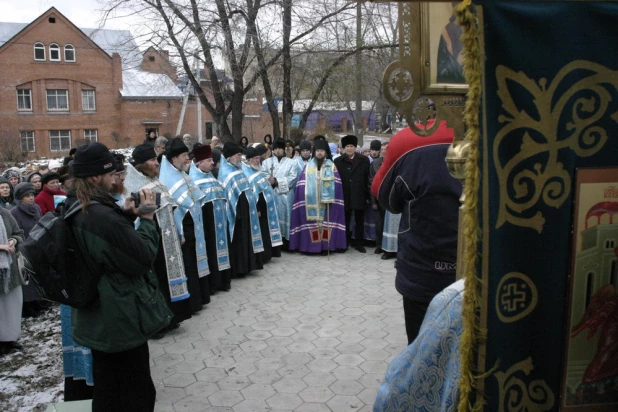 Крестный ход в Барнауле 04.11.2005.