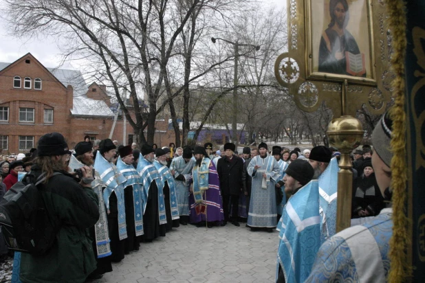 Крестный ход в Барнауле 04.11.2005.