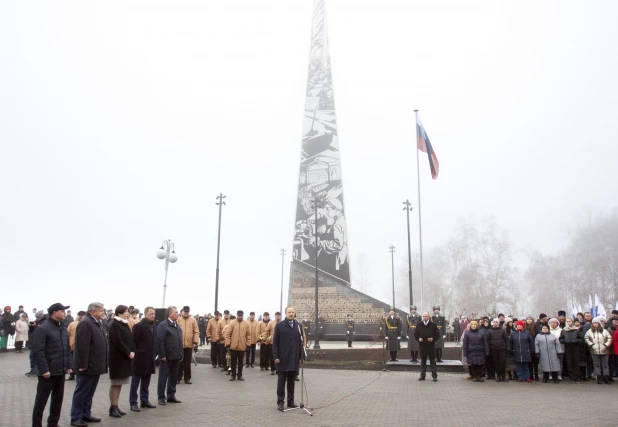 Открытие стелы "Город трудовой доблести".