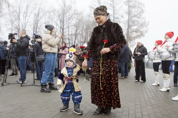 Открытие стелы "Город трудовой доблести".