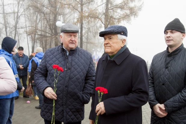 Открытие стелы "Город трудовой доблести".