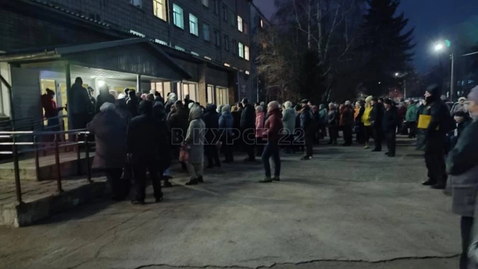 Очередь в поликлинику. 