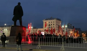 Митинг на площади Советов.