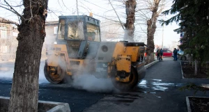 Ремонт дороги и тротуаров на ул. Никитина.