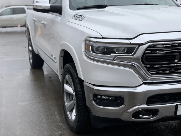  Ram 1500, 2019 года выпуска за 8 млн рублей 