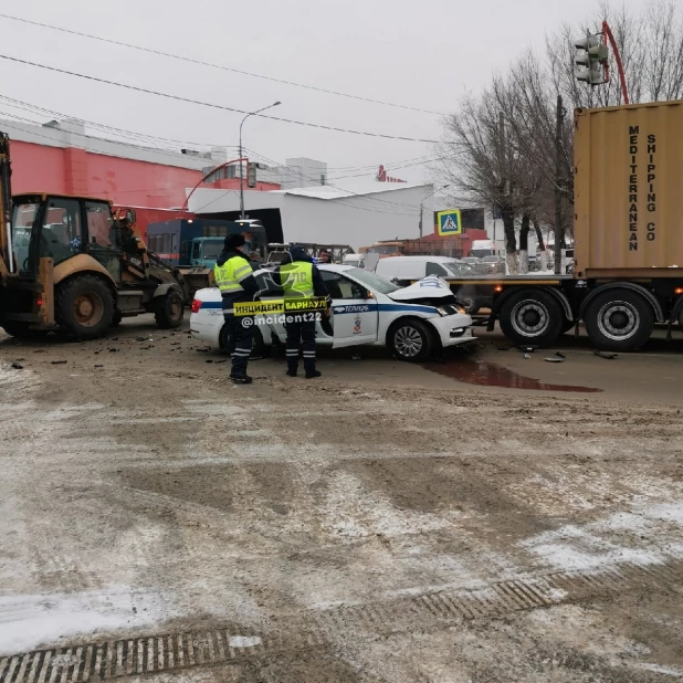 Авария с участием служебного автомобиля ДПС 