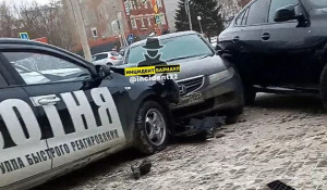 Массовое ДТП с машиной ЧОПа произошло в Барнауле 22.11.2022.