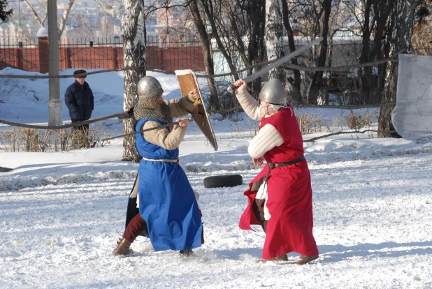 Конный рыцарский турнир в 2010 году. 