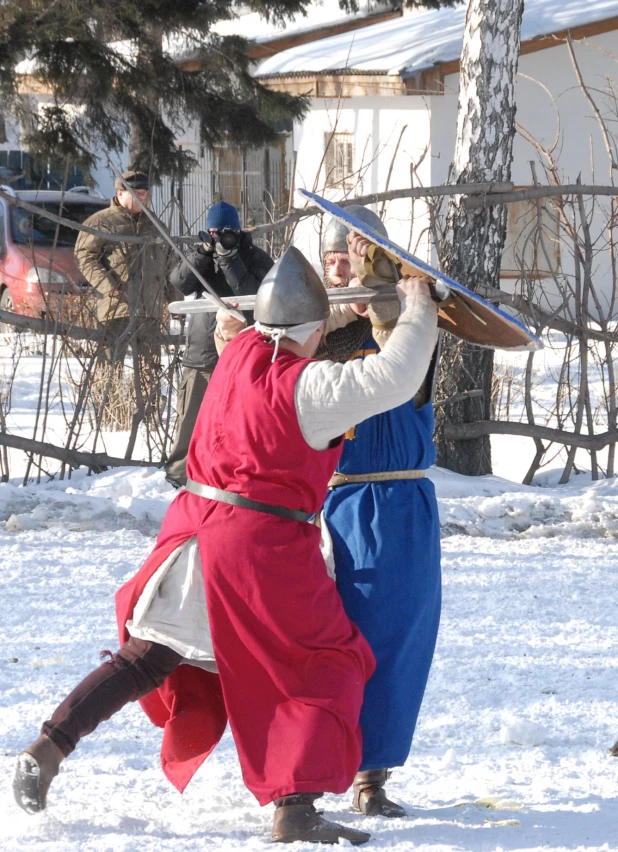 Конный рыцарский турнир в 2010 году. 