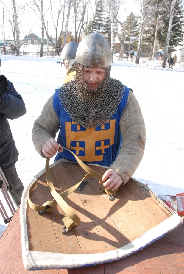 Конный рыцарский турнир в 2010 году. 