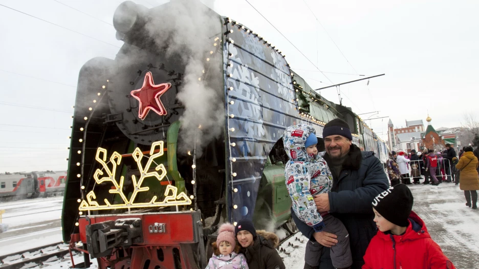 Прибытие поезда Деда Мороза в Барнаул. 2022 год. 