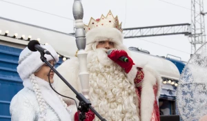 Прибытие поезда Деда Мороза в Барнаул. 2022 год. 