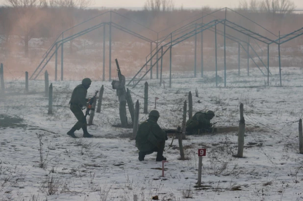 Губернатор Алтайского края встретился с военнослужащими и пообещал новое снаряжение