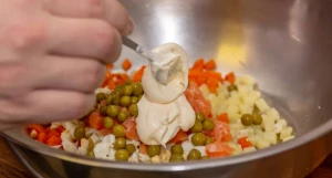 Салат Оливье.