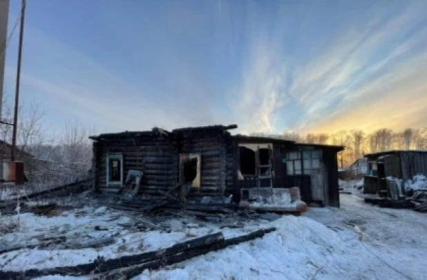 Пожар унес жизнь двоих человек в поселке Ордынский