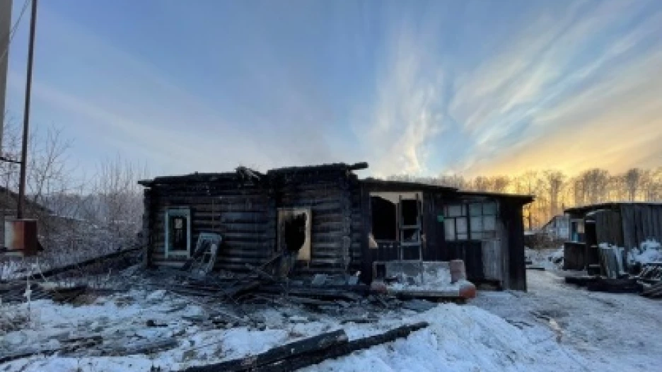 Пожар унес жизнь двоих человек в поселке Ордынский