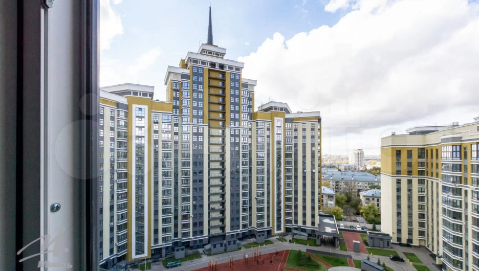 Трехкомнатная квартира, 120 кв. м за 13 млн рублей 